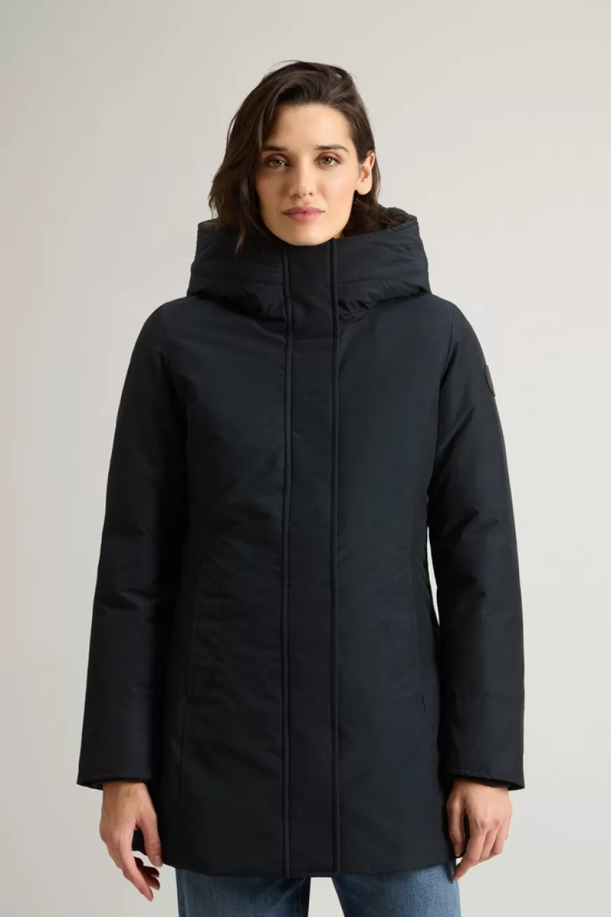 Boulder Parka mit Kapuze und abnehmbarem Pelzimitat-Besatz aus Ramar Cloth>Woolrich Fashion