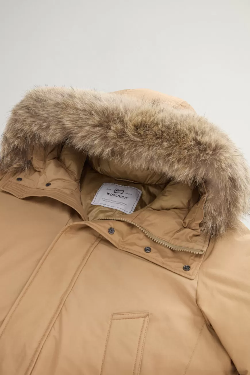 Polar Parka aus Ramar Cloth mit hohem Kragen und Pelzbesatz>Woolrich Flash Sale
